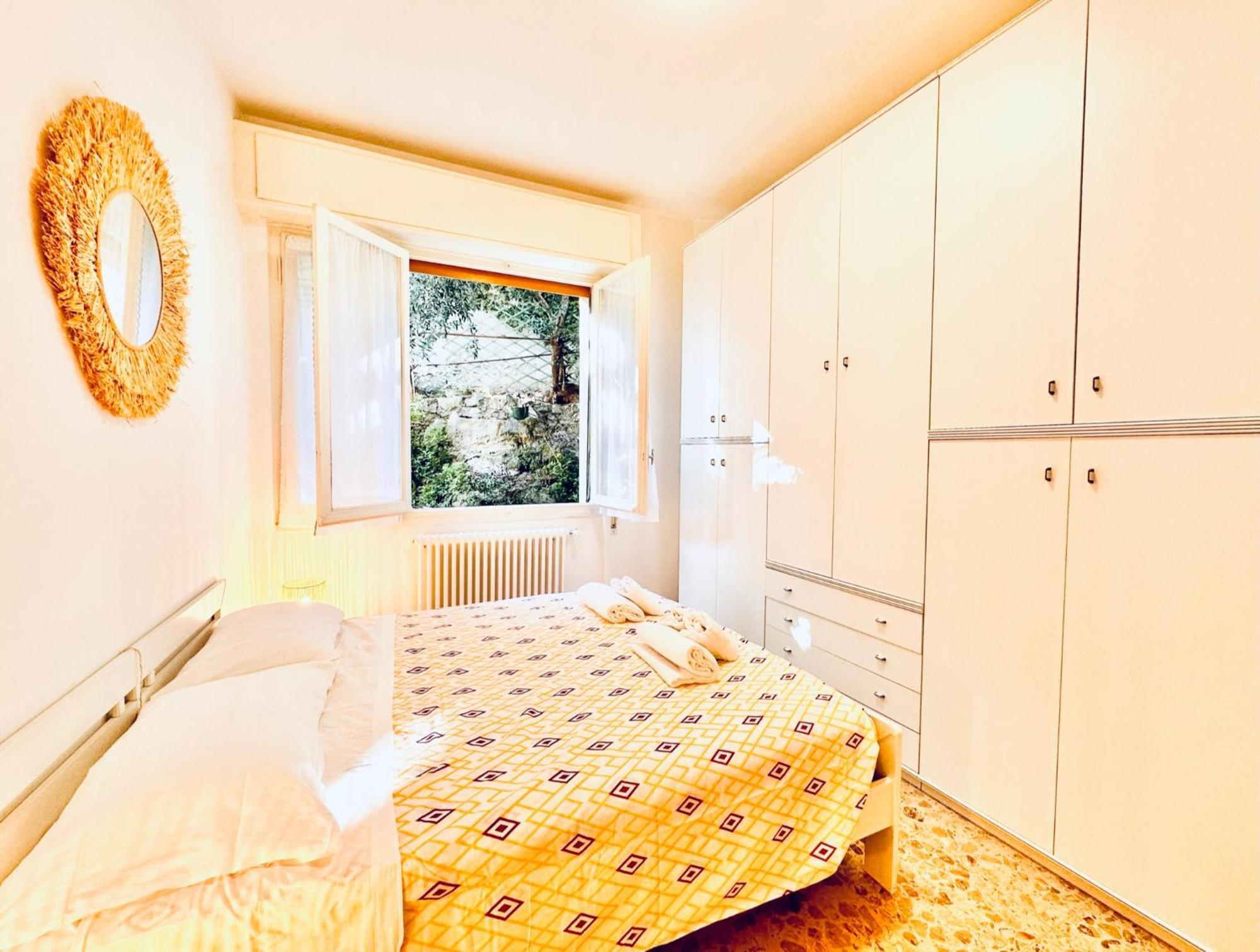 Apartamento Hostdomus - Cozy Corner Near The Sea Finale Ligure Exterior foto