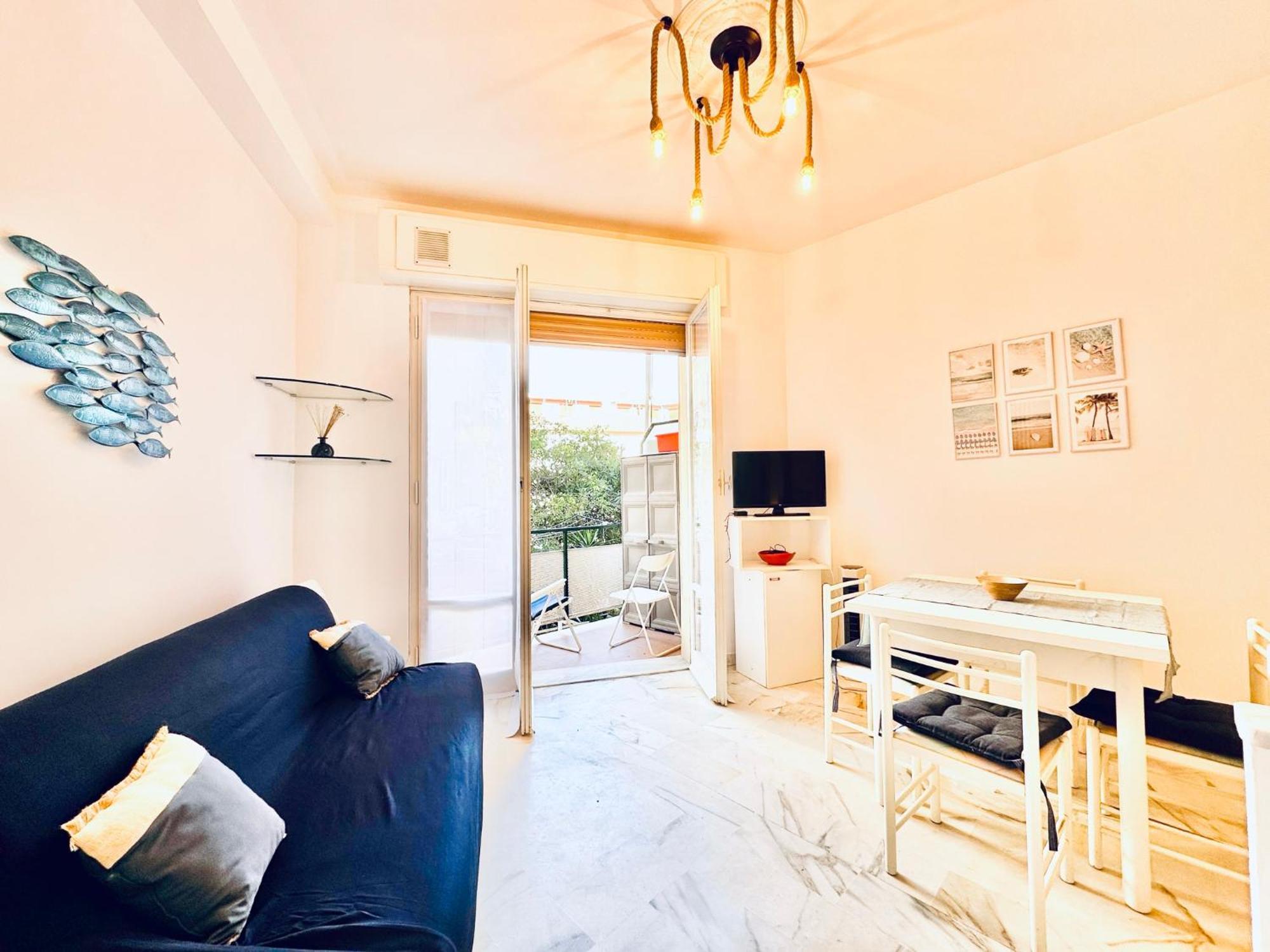 Apartamento Hostdomus - Cozy Corner Near The Sea Finale Ligure Exterior foto