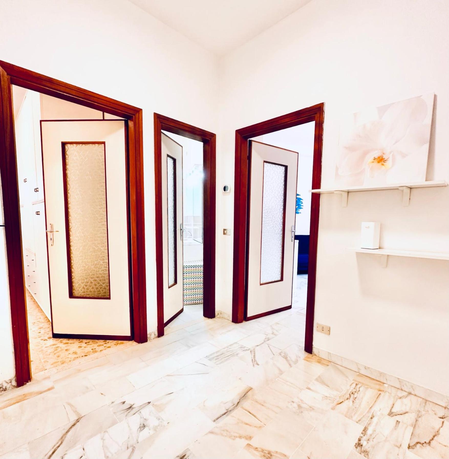 Apartamento Hostdomus - Cozy Corner Near The Sea Finale Ligure Exterior foto