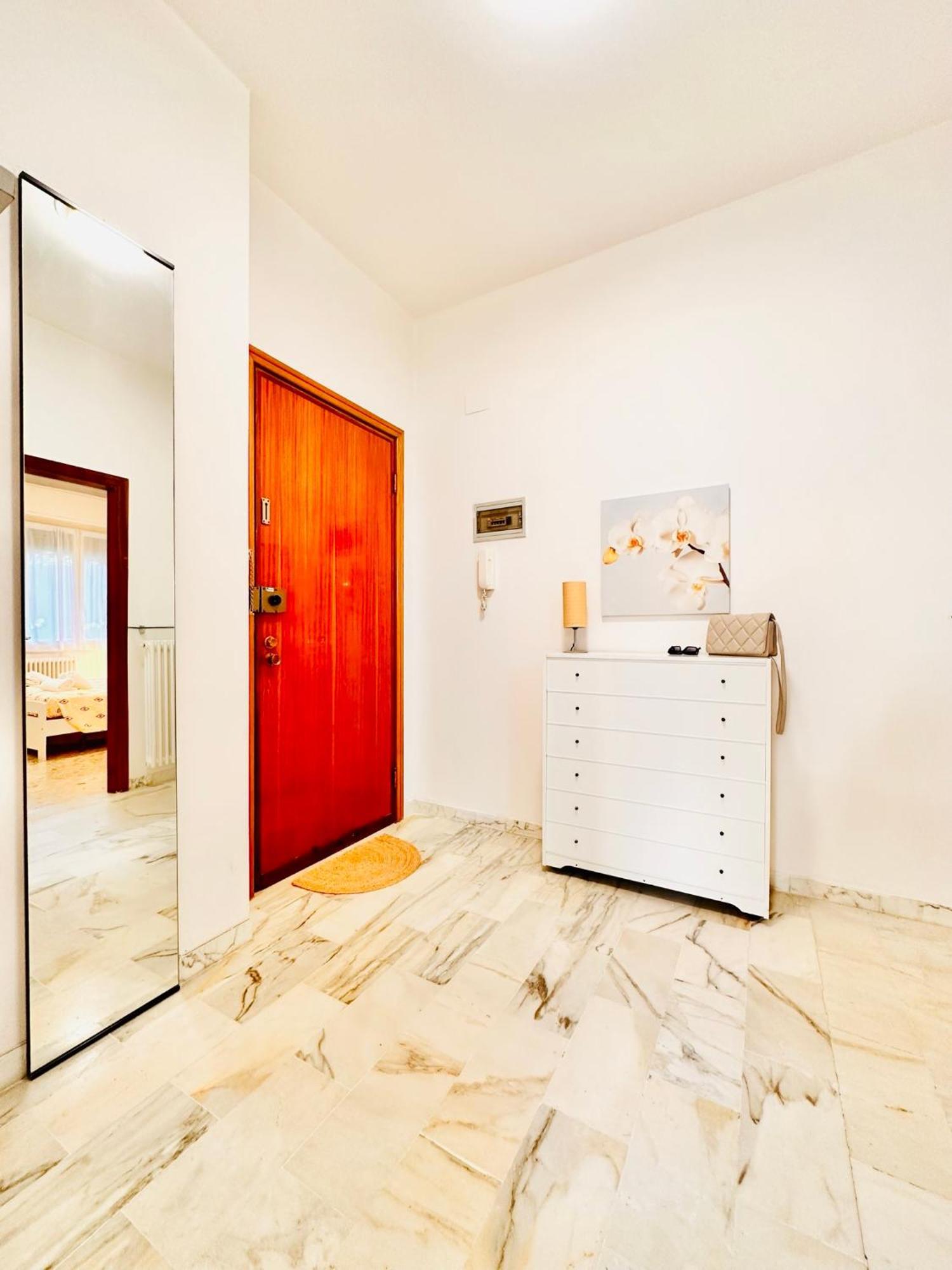 Apartamento Hostdomus - Cozy Corner Near The Sea Finale Ligure Exterior foto